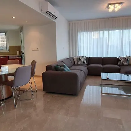 Appartamento Pegasus Beach Front Limisso