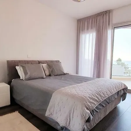 Apartment Pegasus Beach Front Limassol